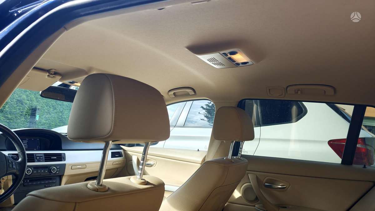 BMW 316 2011 — photo 14