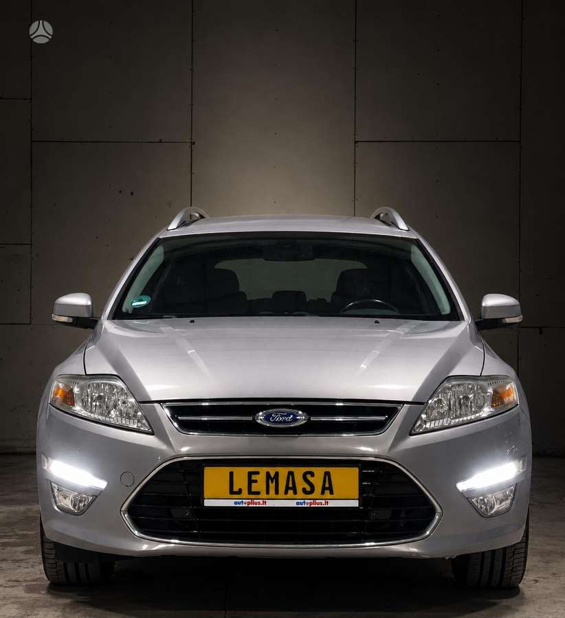 Ford Mondeo 2011 — photo 13