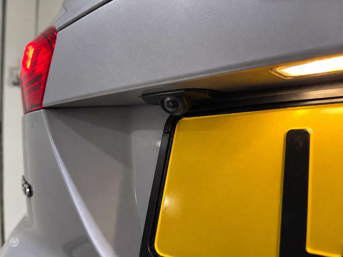 Ford Mondeo 2011 — photo 20