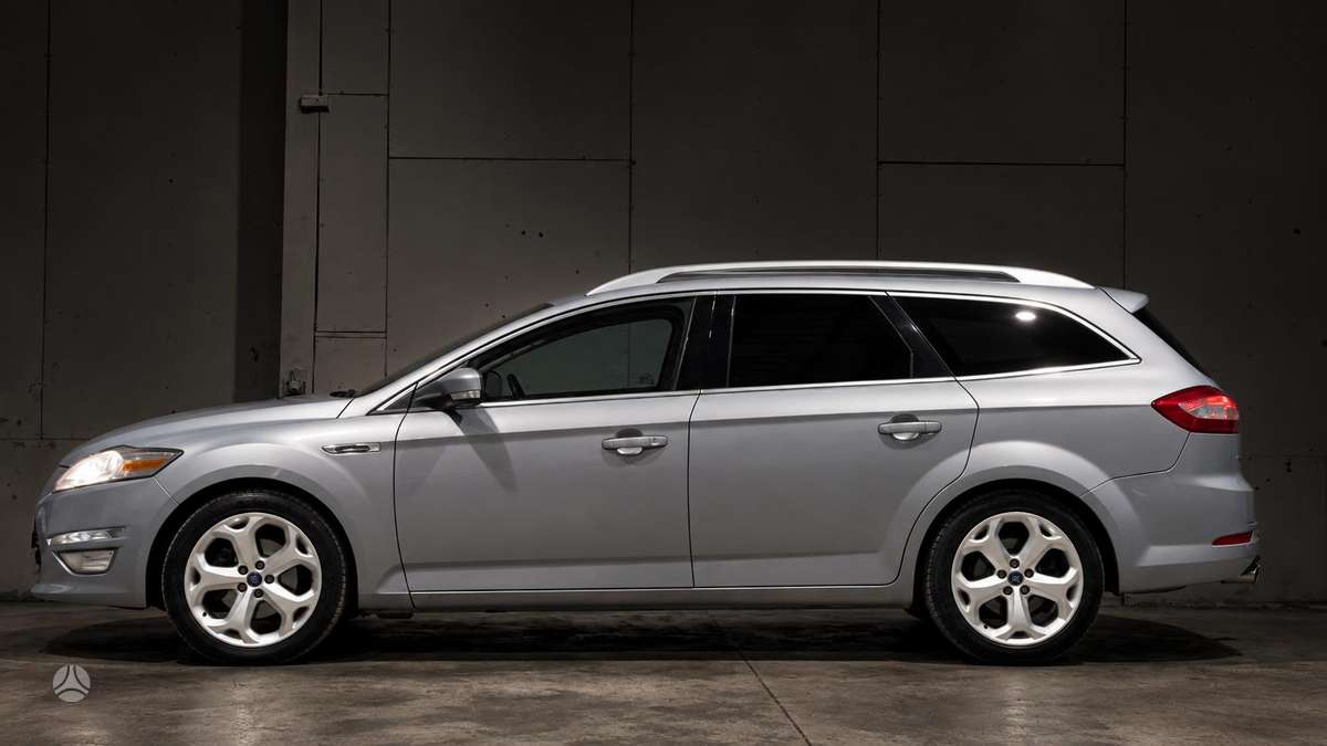Ford Mondeo 2011 — photo 7