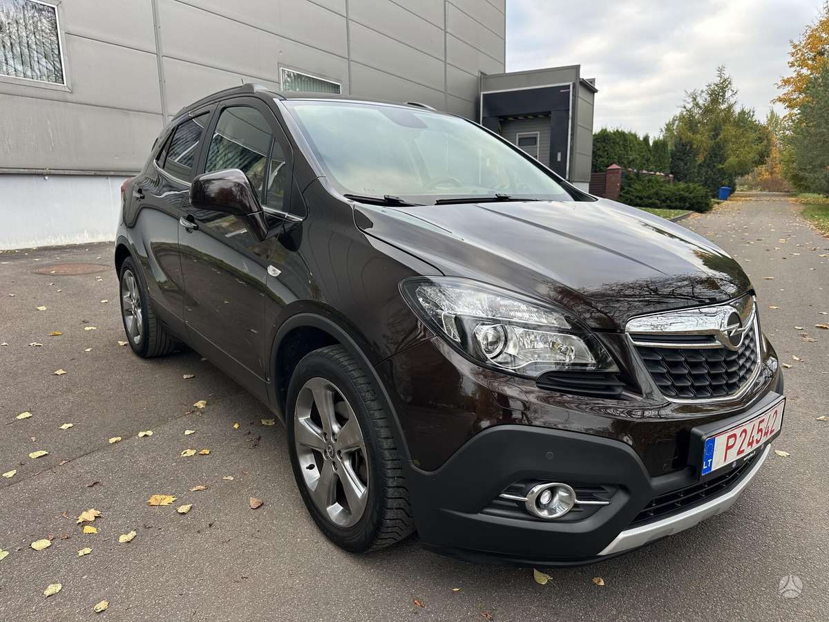 Opel Mokka 2013 — салон