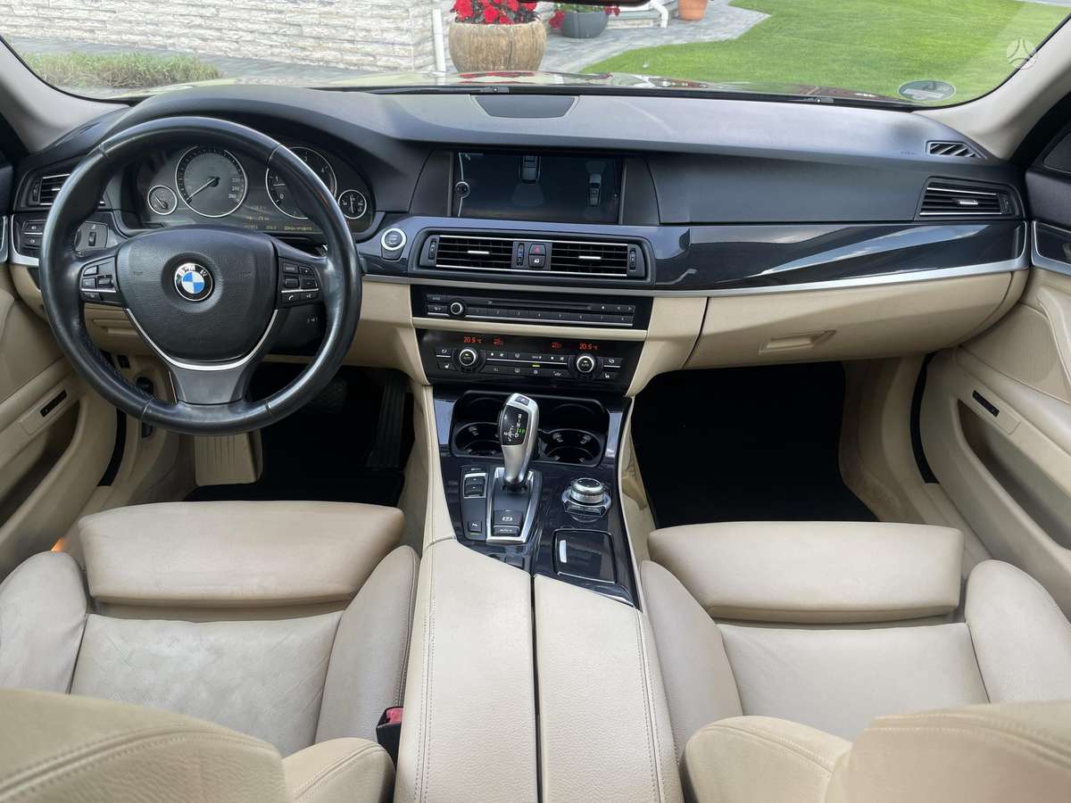 BMW 525 2010 — photo 13