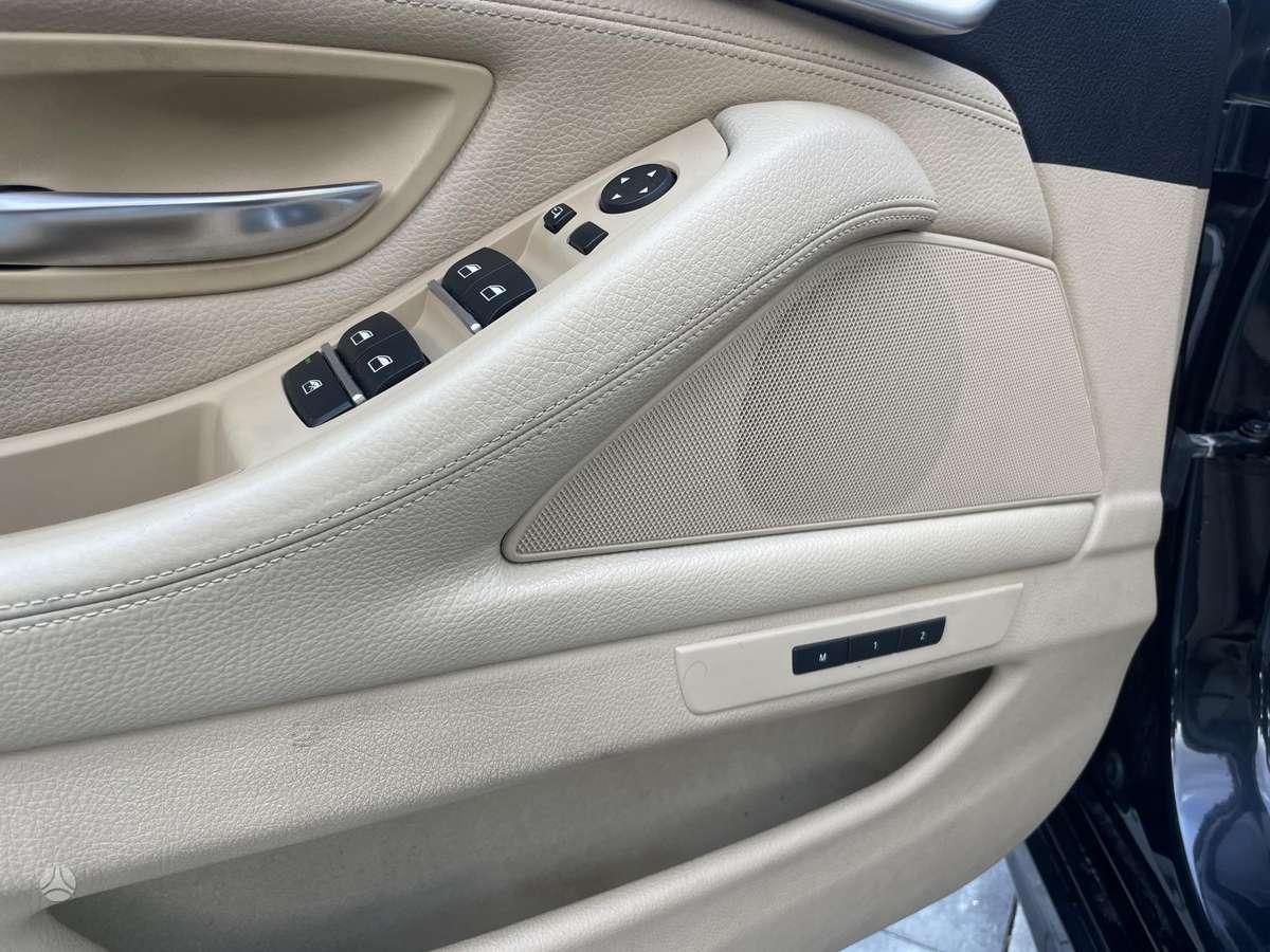 BMW 525 2010 — photo 16