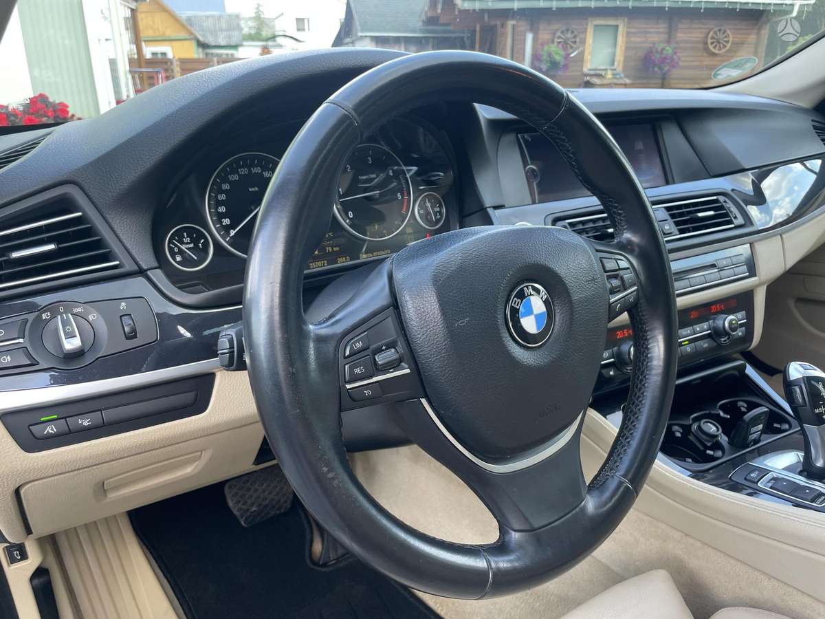 BMW 525 2010 — photo 17