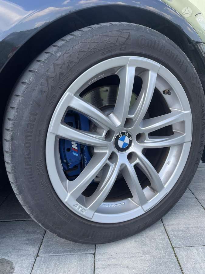 BMW 525 2010 — photo 24