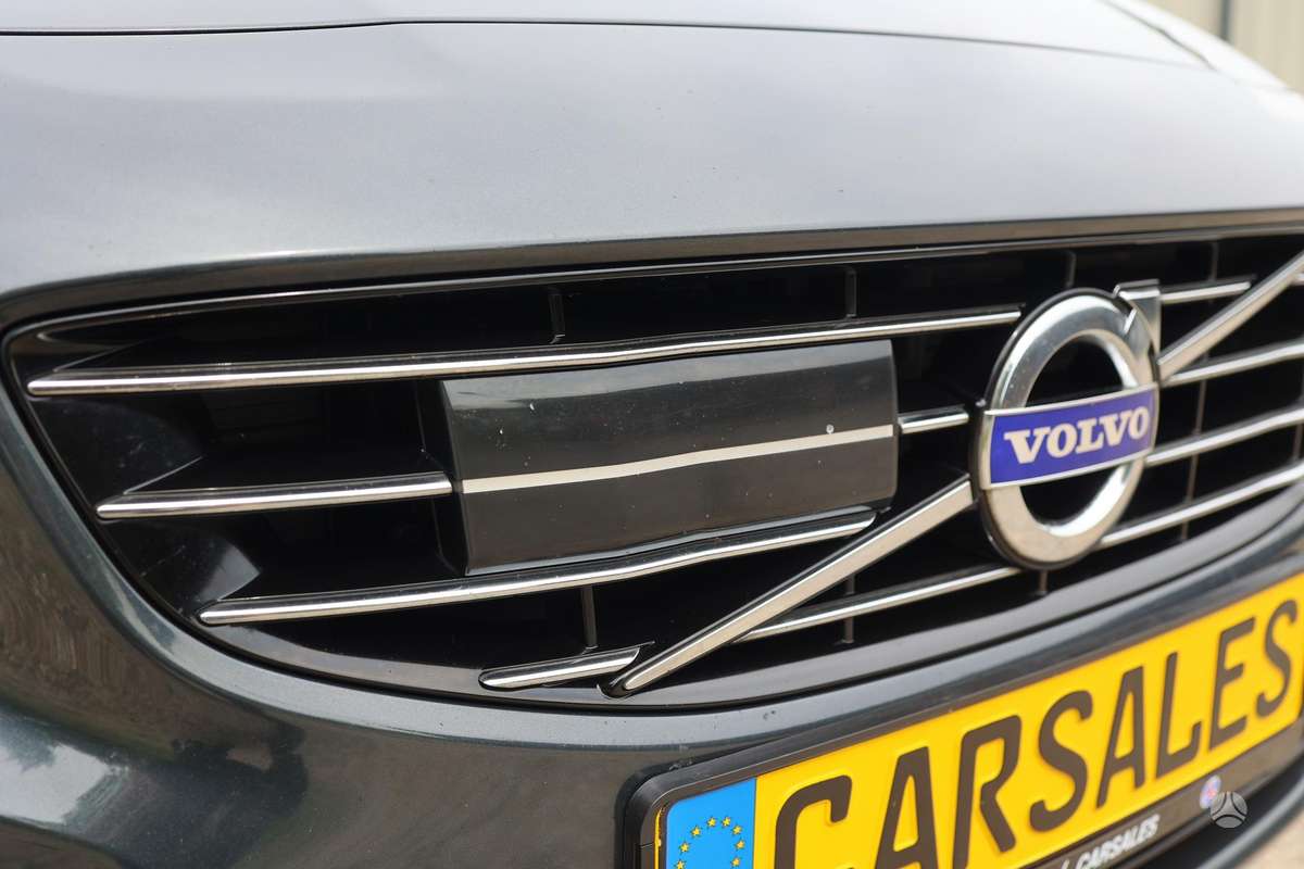 Volvo V60 2013 — photo 33