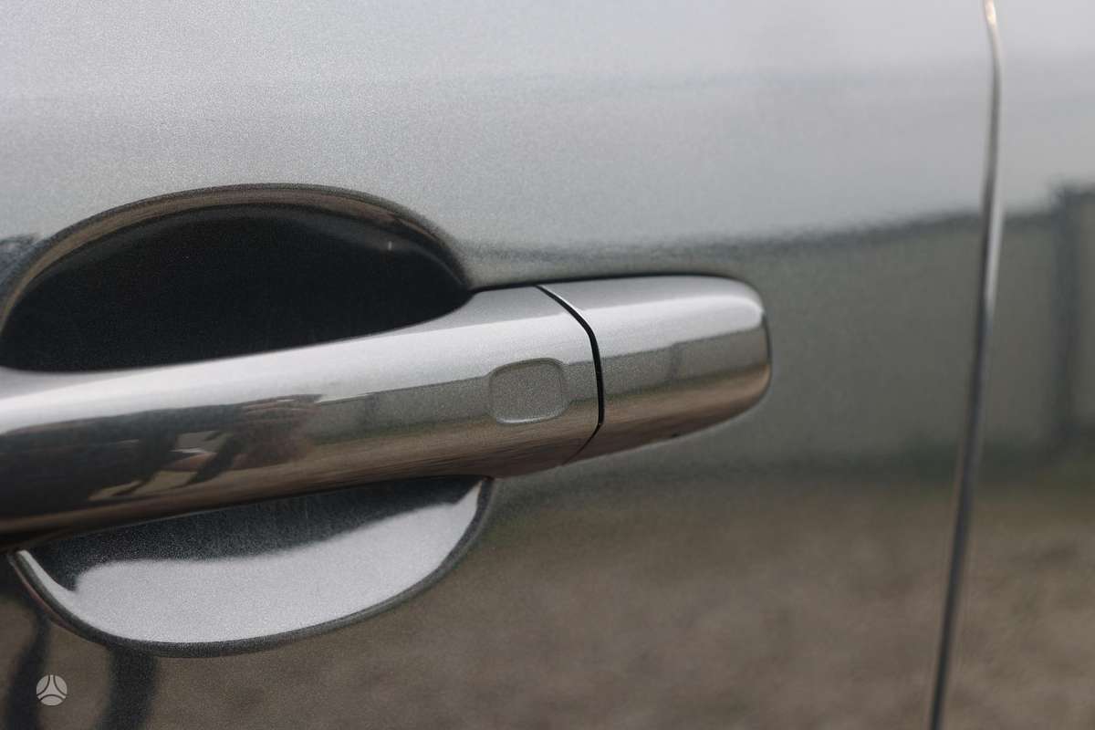Volvo V60 2013 — photo 34