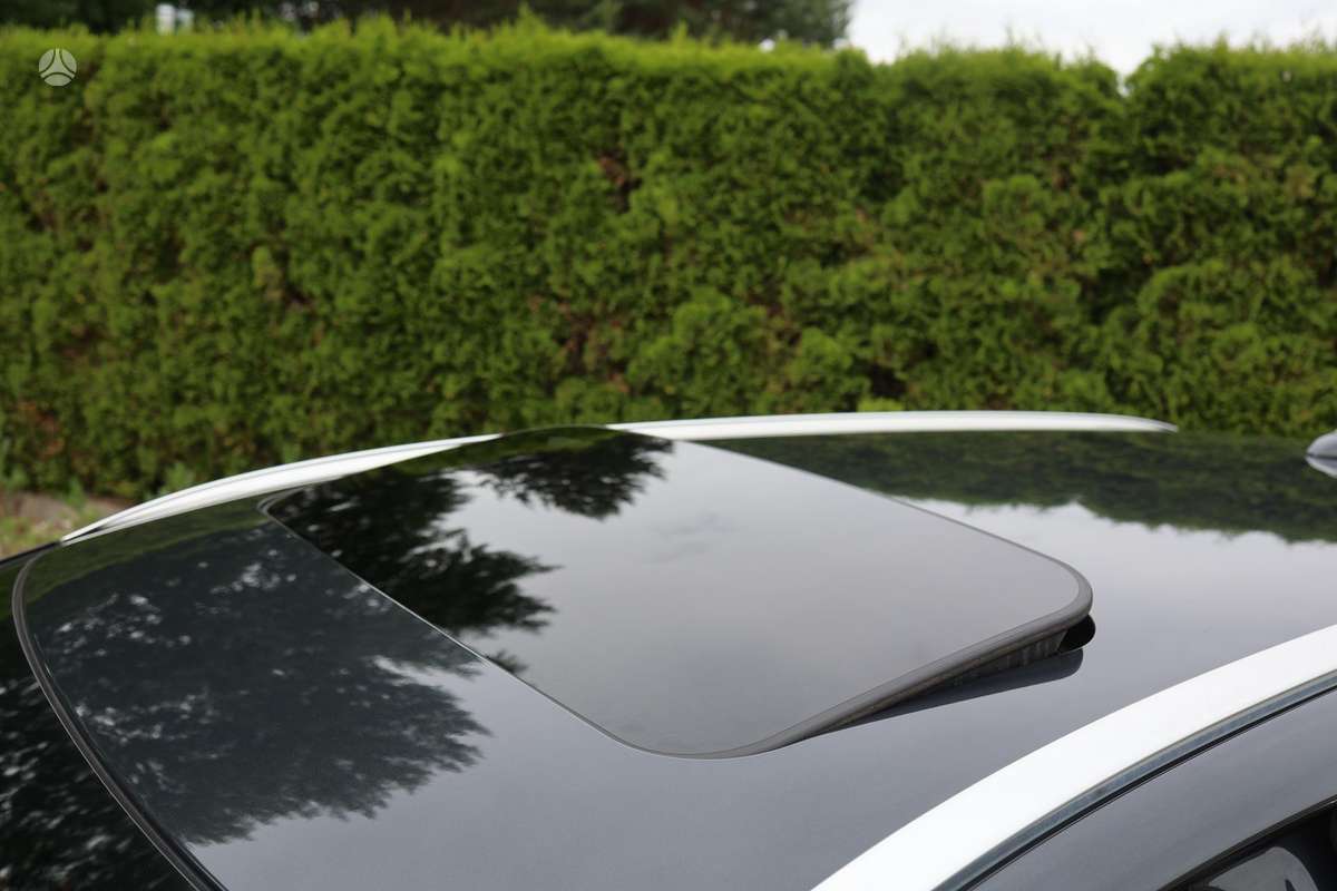 Volvo V60 2013 — photo 36