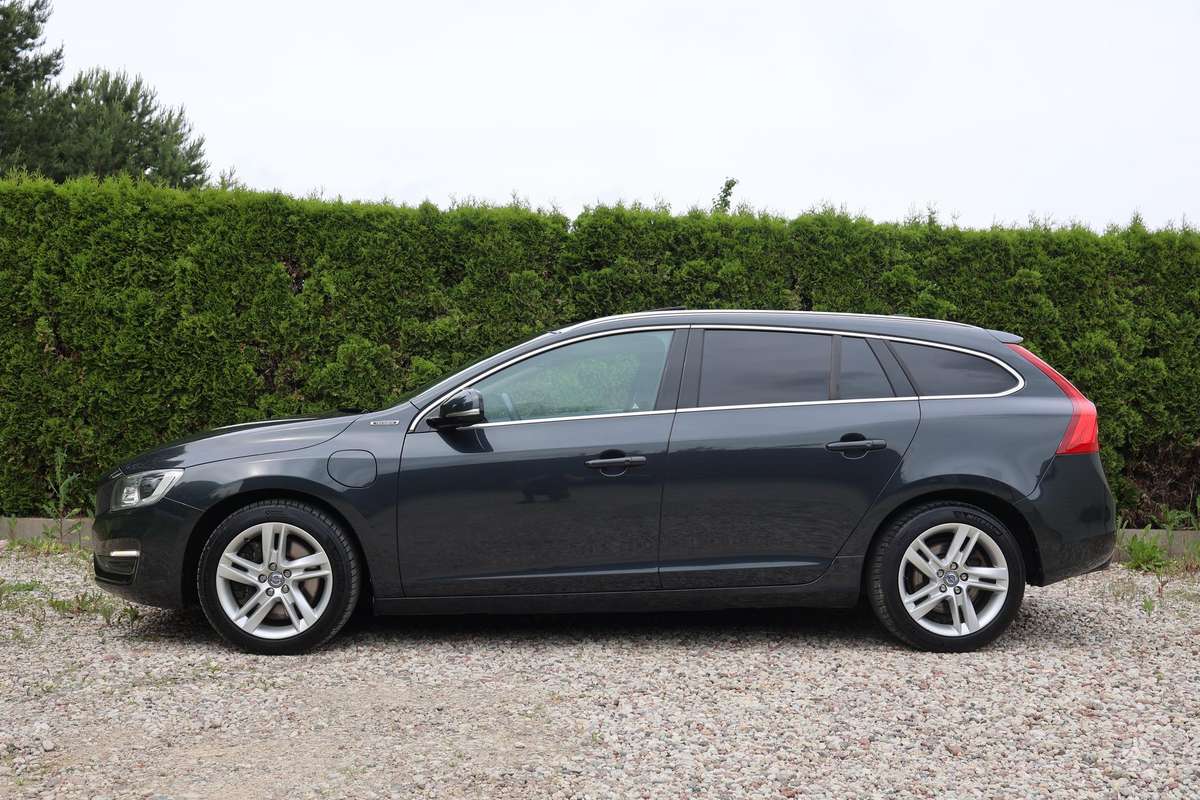Volvo V60 2013 — photo 7