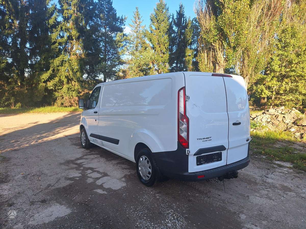 Ford Transit 2015 — interior