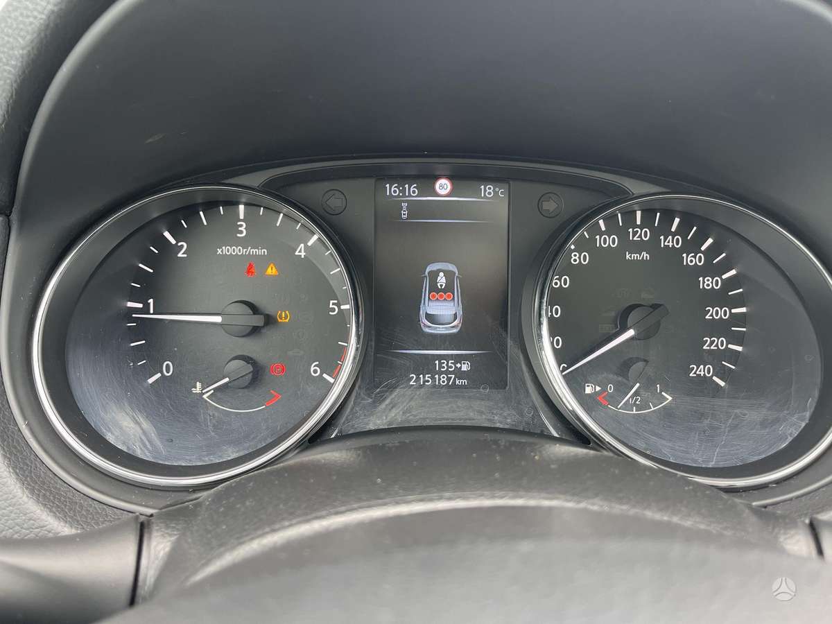 Nissan Qashqai 2014 — photo 14