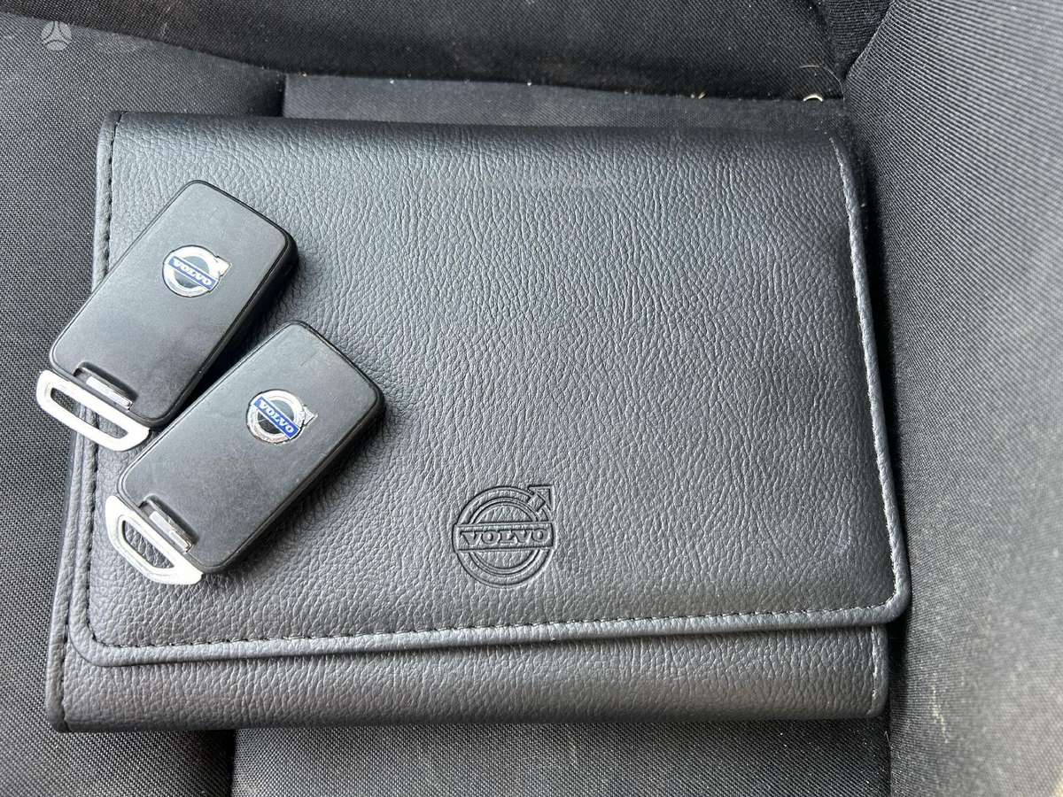 Volvo V60 2014 — photo 9