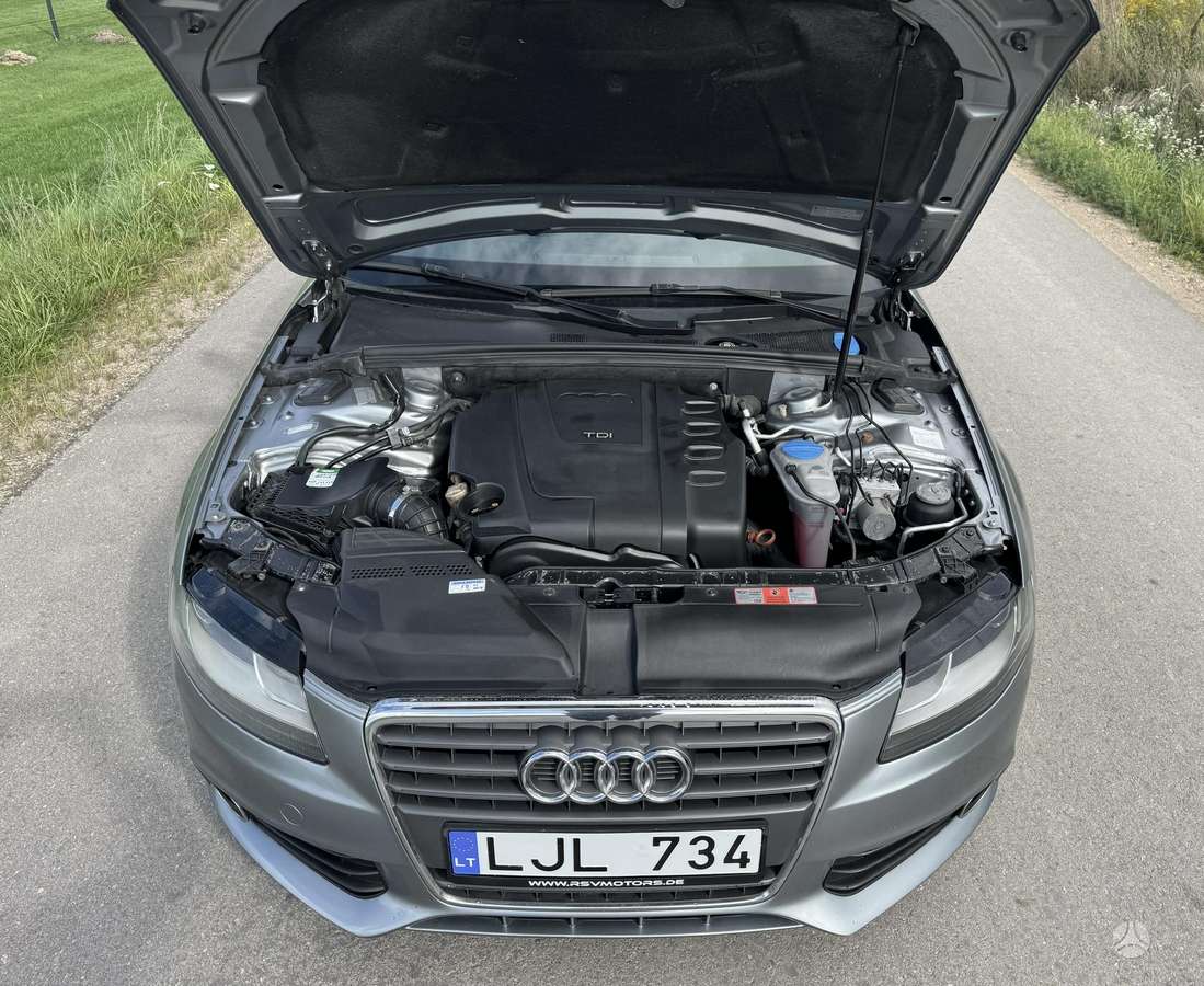 Audi A4 2009 — photo 10