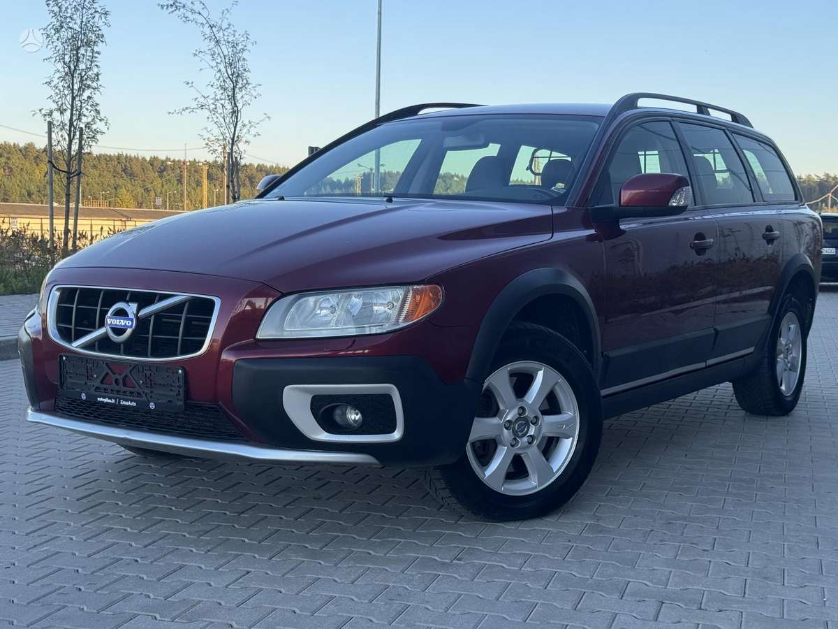 Volvo XC70 2010 — engine 2400 cm³, 205 HP (151kW)