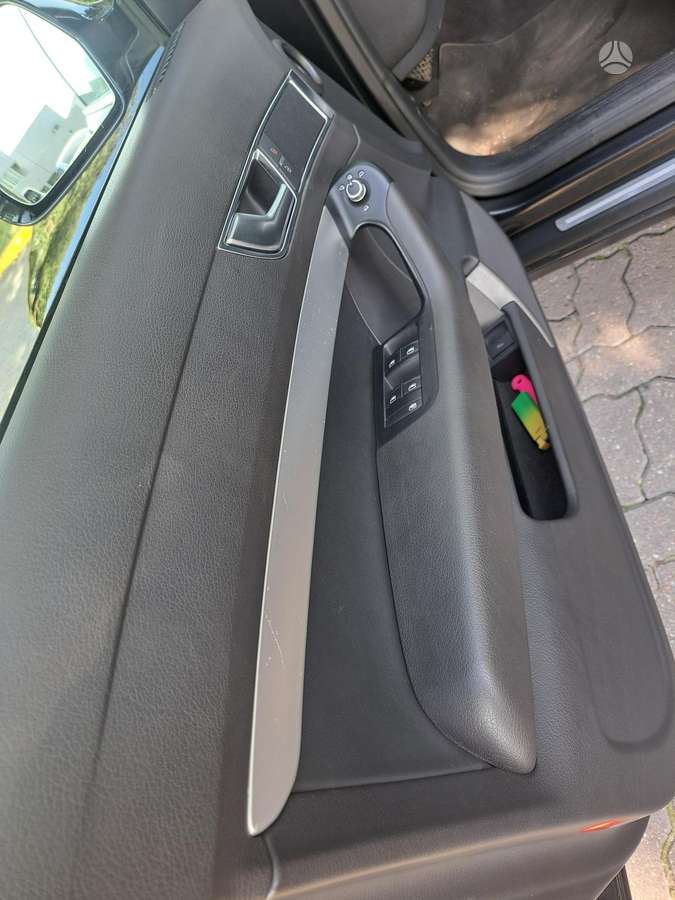 Audi A6 2009 — photo 10