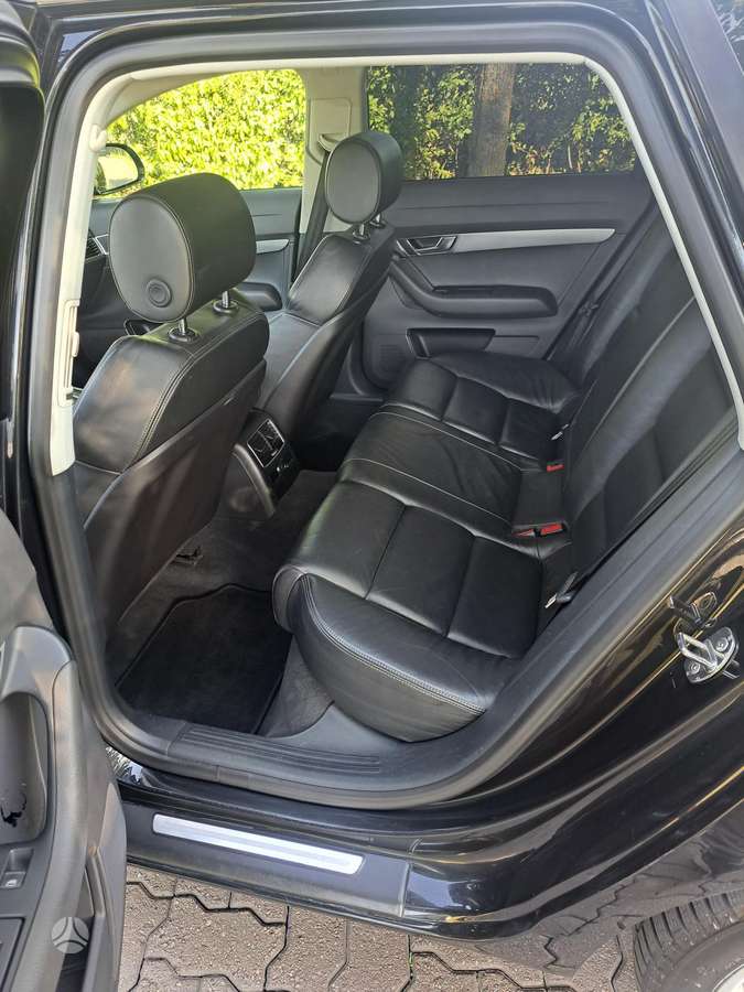Audi A6 2009 — photo 13
