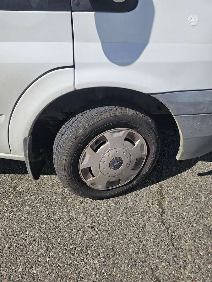 Ford Transit 2009 — engine 2200 cm³, 86 HP (63kW)