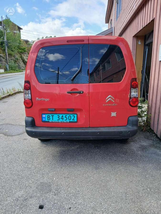 Citroen Berlingo 2015 — вигляд ззаду