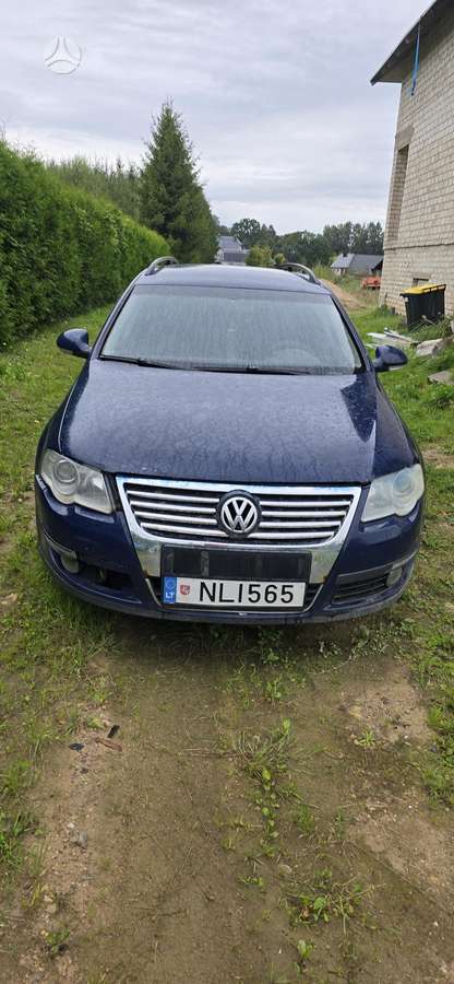 Volkswagen Passat 2006 — салон