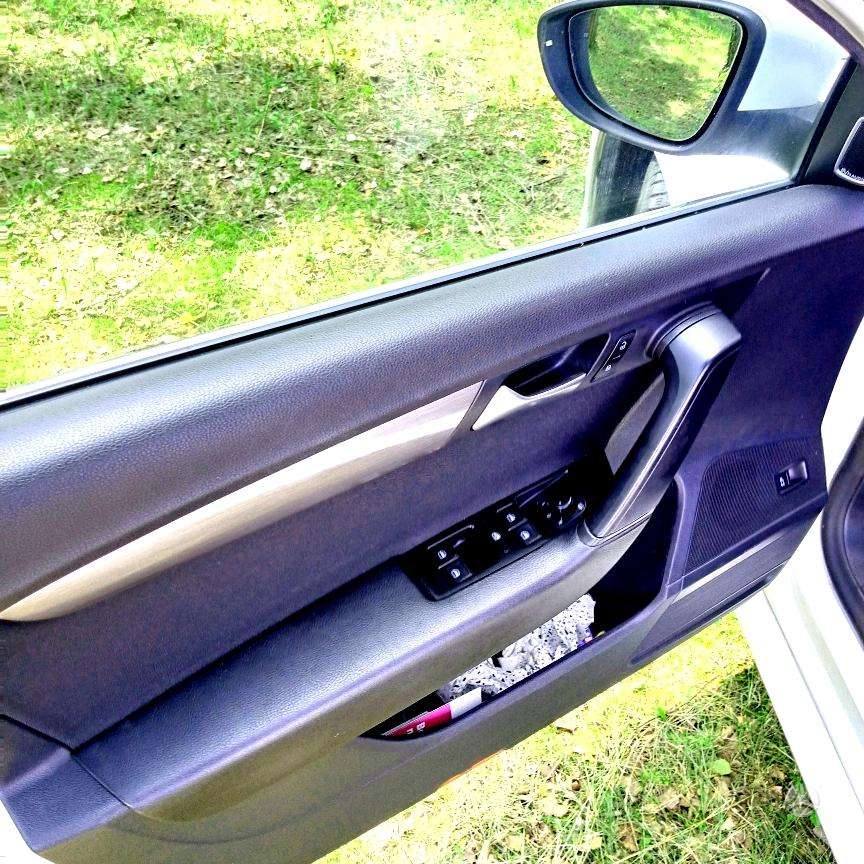 Volkswagen Passat 2014 — photo 12