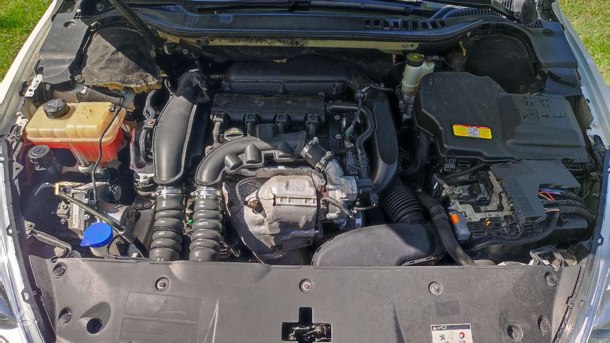 Peugeot 508 2014 — photo 13