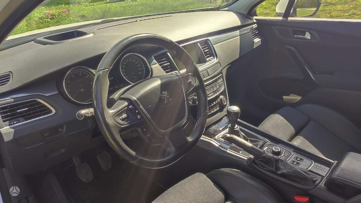 Peugeot 508 2014 — photo 7