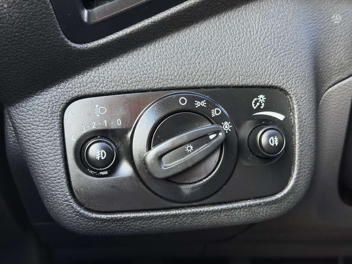 Ford C-MAX 2015 — фото 18