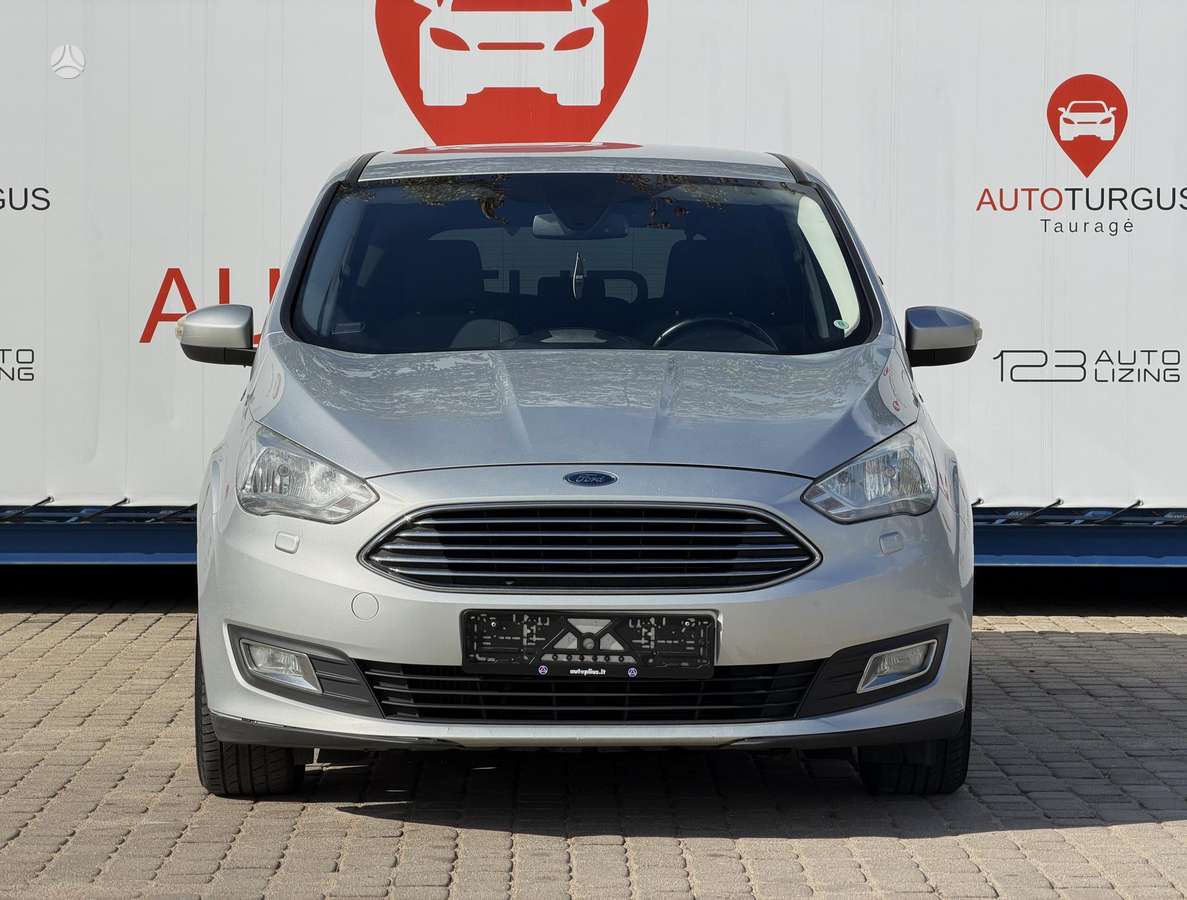 Ford C-MAX 2015 — салон