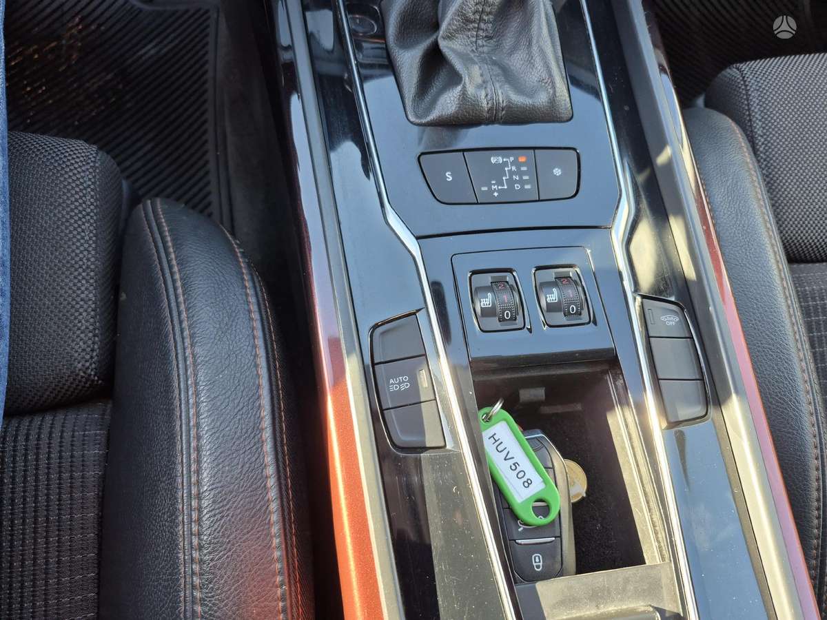 Peugeot 508 2015 — photo 23