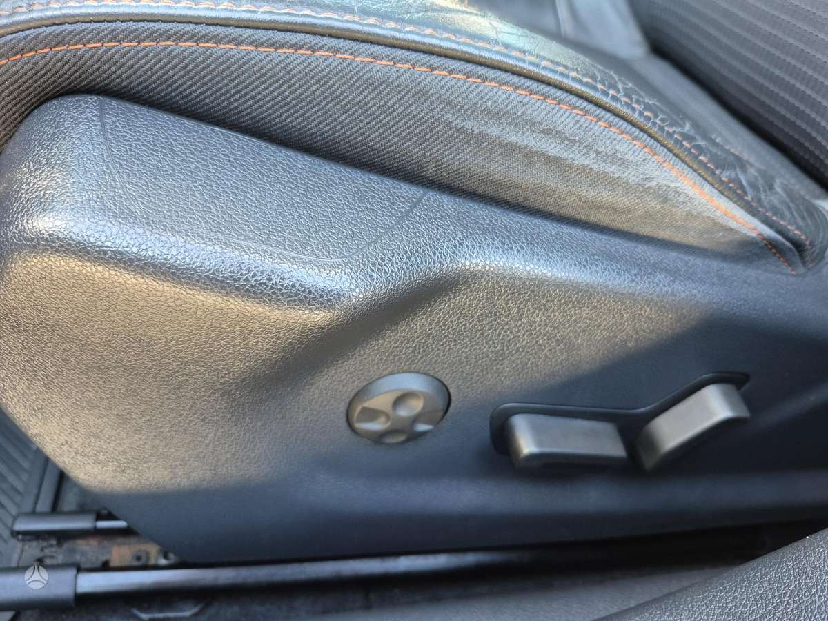 Peugeot 508 2015 — photo 30
