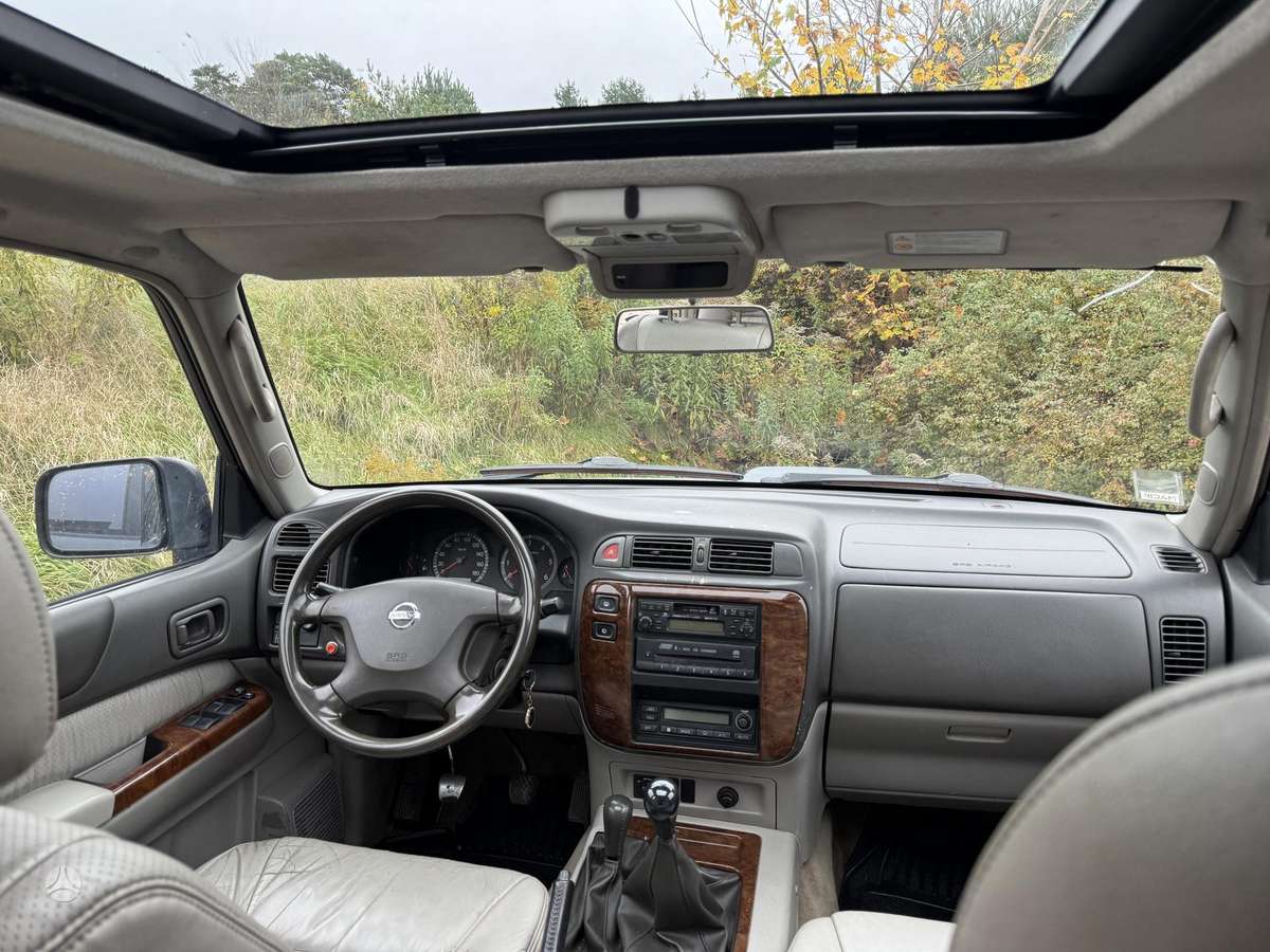 Nissan Patrol 2004 — photo 7