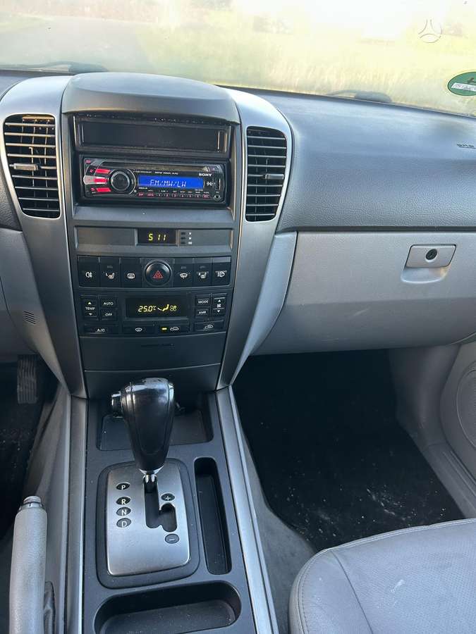 Kia Sorento 2006 — photo 14