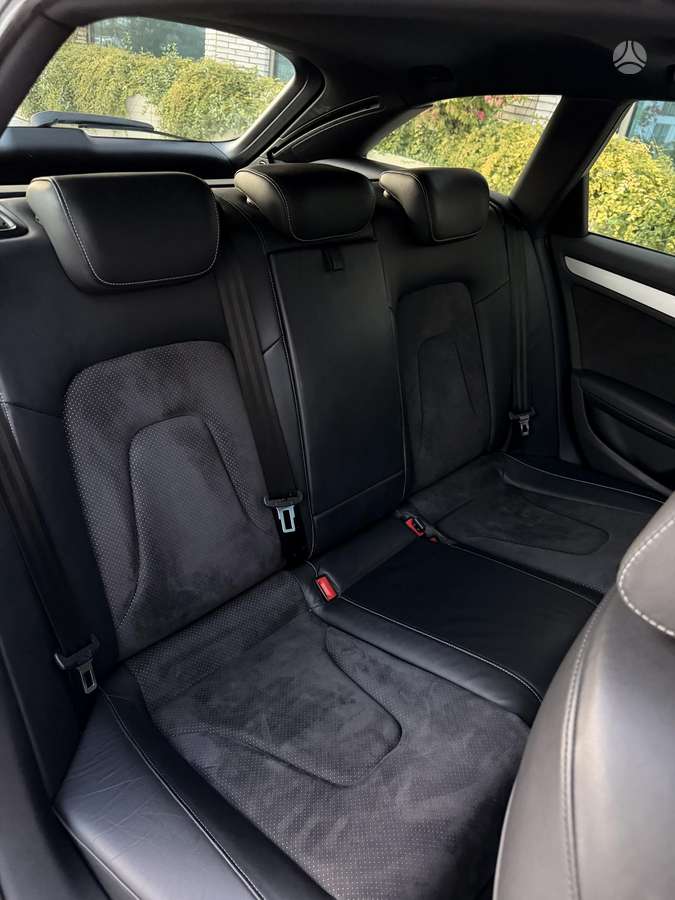 Audi A4 2008 — photo 15