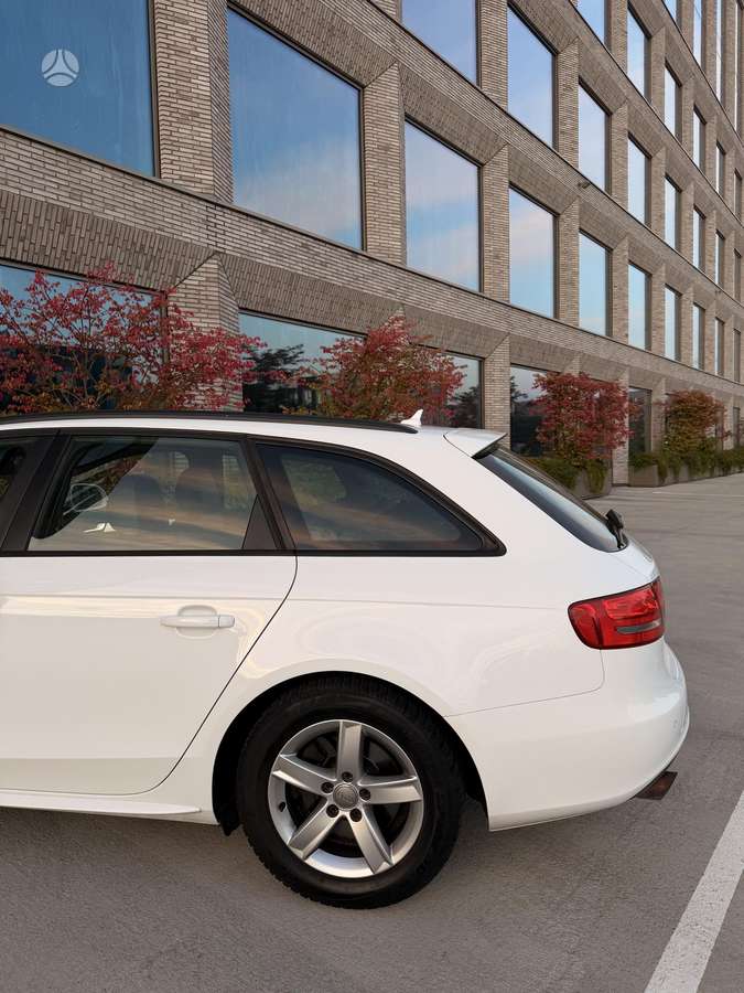 Audi A4 2008 — photo 5