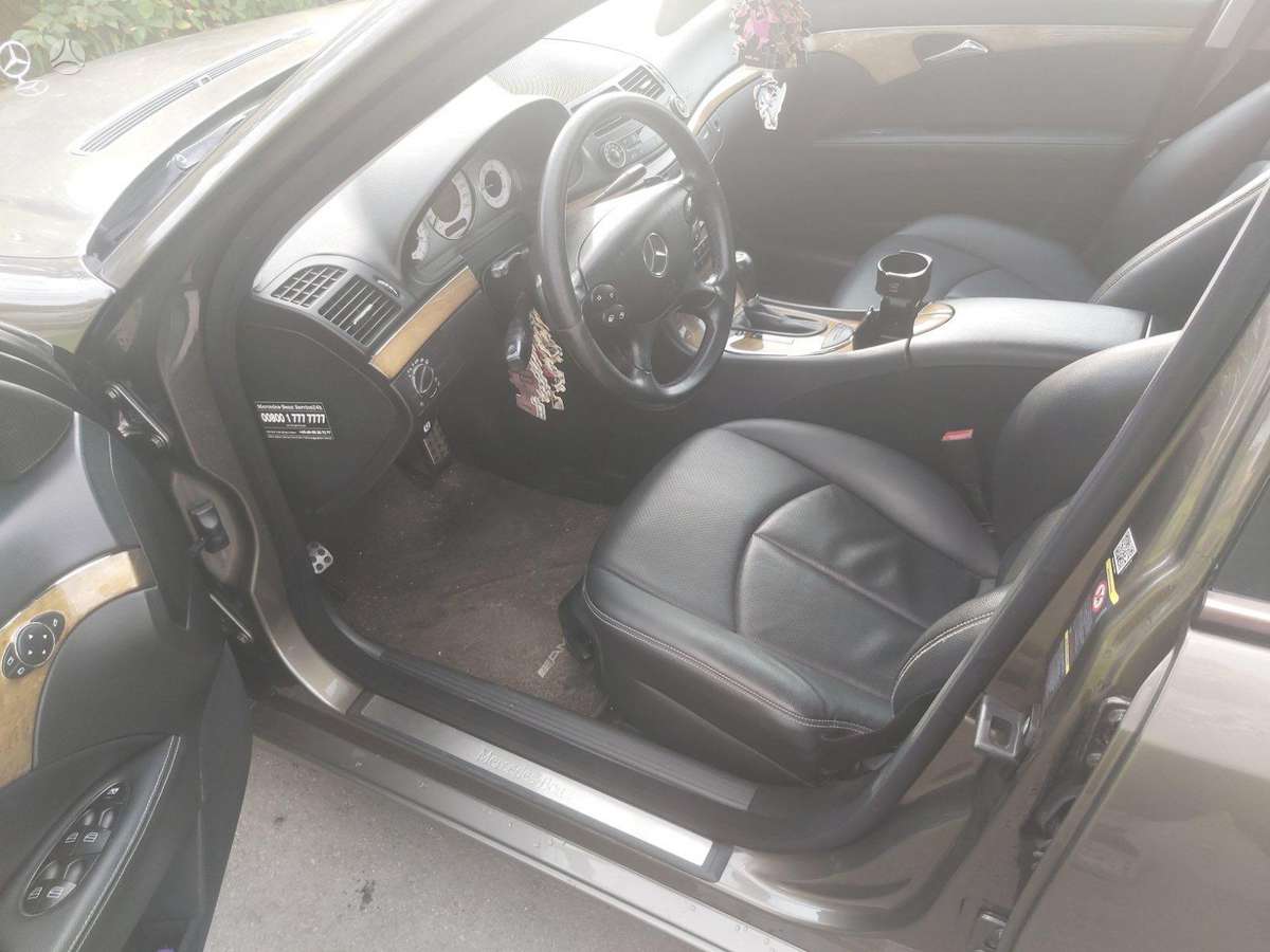Mercedes-Benz E220 2008 — photo 6