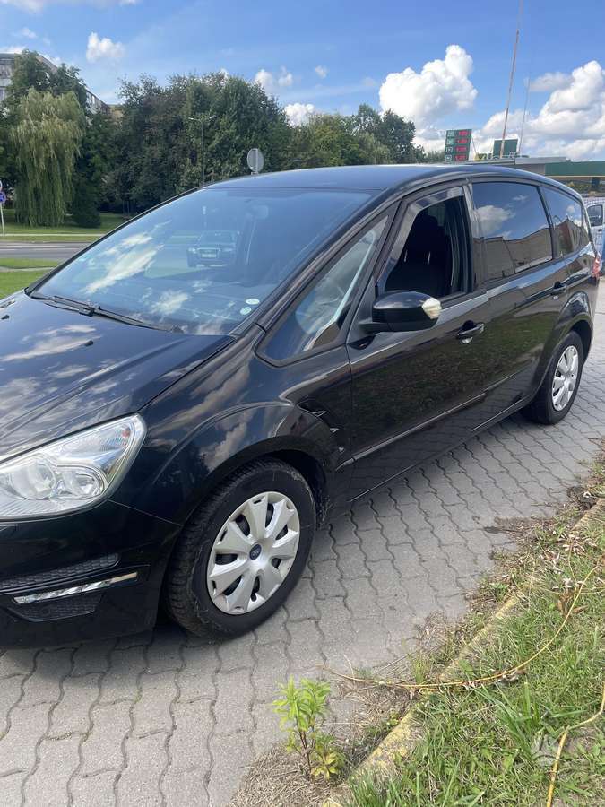 Ford S-MAX 2013 — салон