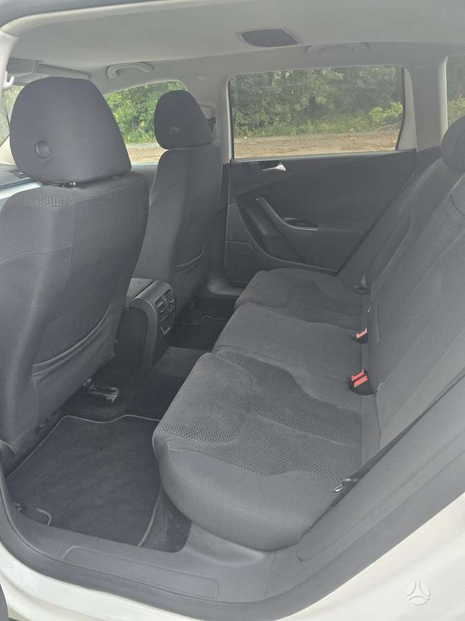 Volkswagen Passat 2008 — photo 10