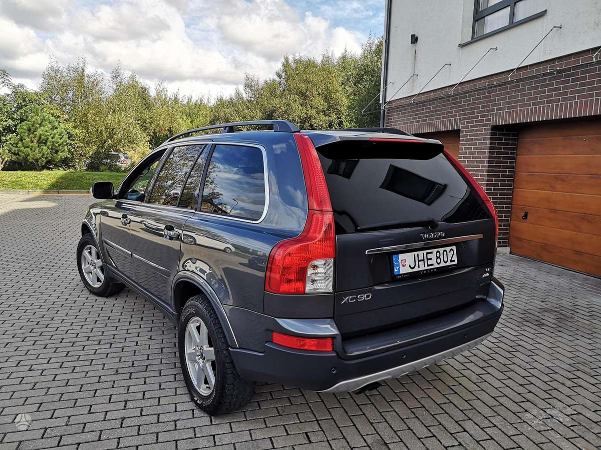 Volvo XC90 2007 — двигун 3200 cm³, 238 HP (175kW)