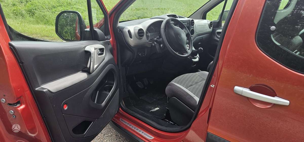 Peugeot Partner 2009 — photo 10