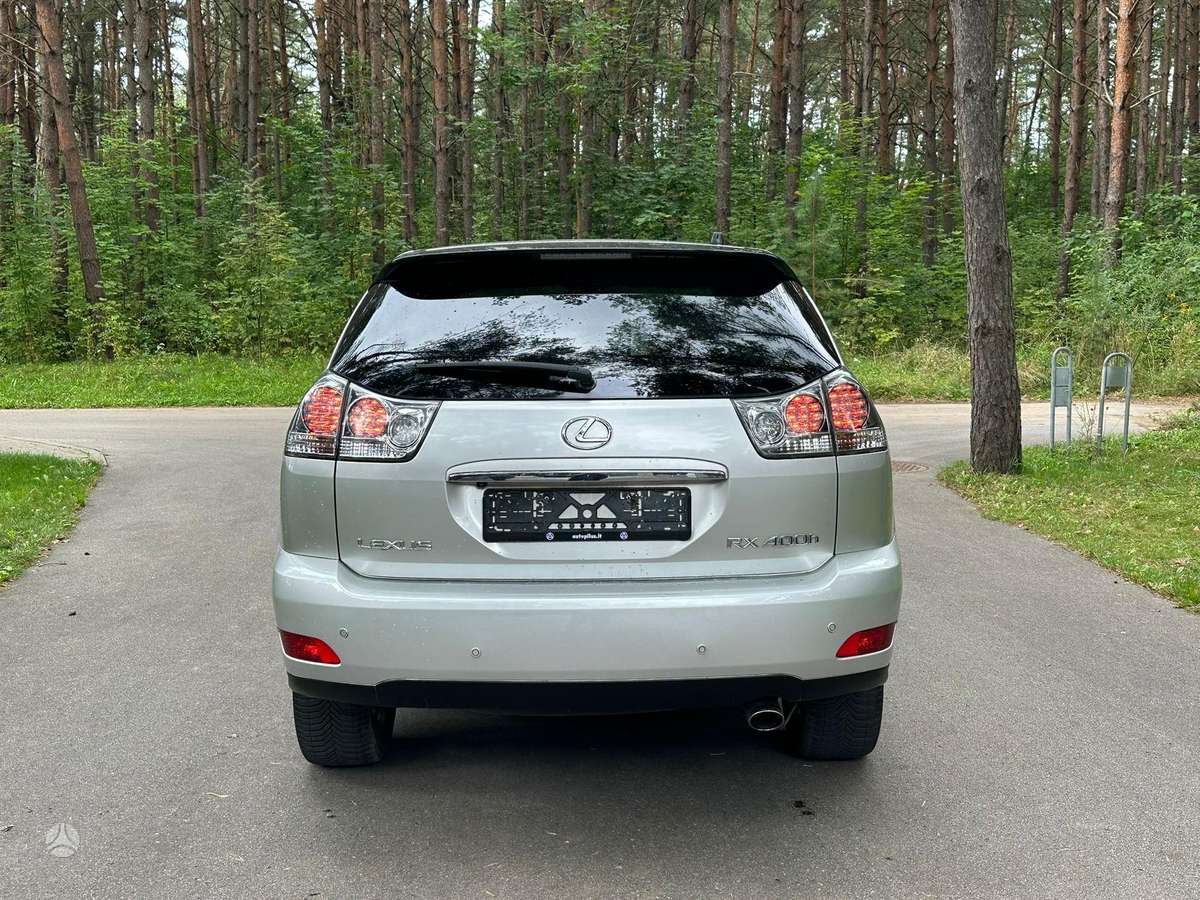 Lexus RX 2007 — вигляд ззаду