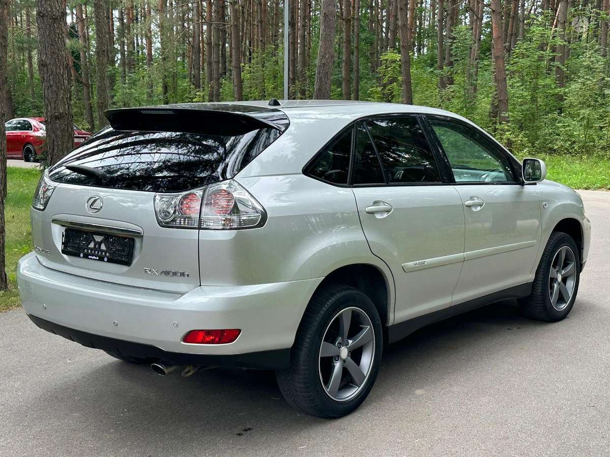 Lexus RX 2007 — салон