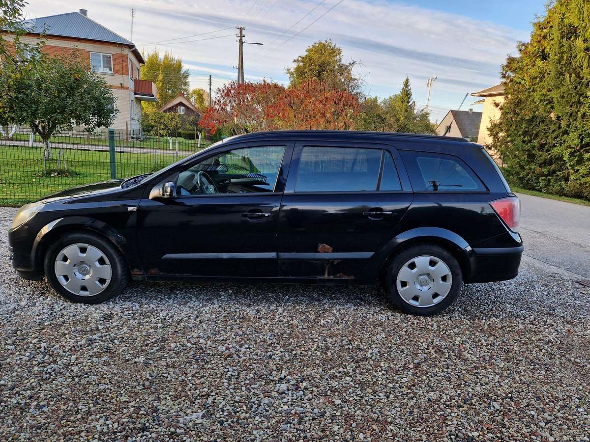 Opel Astra 2005 — photo 7