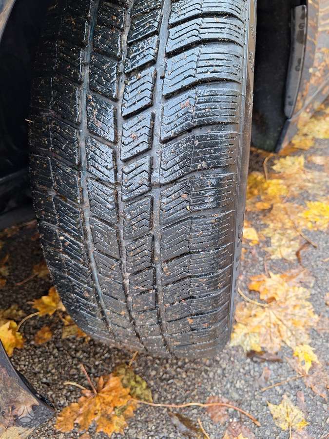 BMW 318 2013 — photo 11