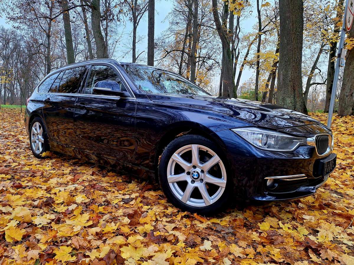 BMW 318 2013 — engine 1995 cm³, 143 HP (105kW)