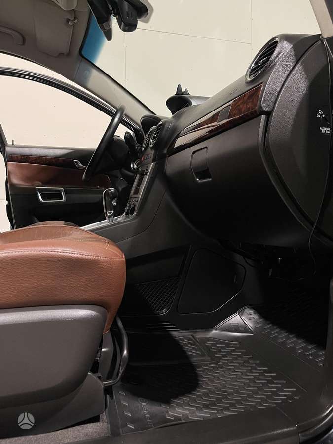 Opel Antara 2011 — photo 20