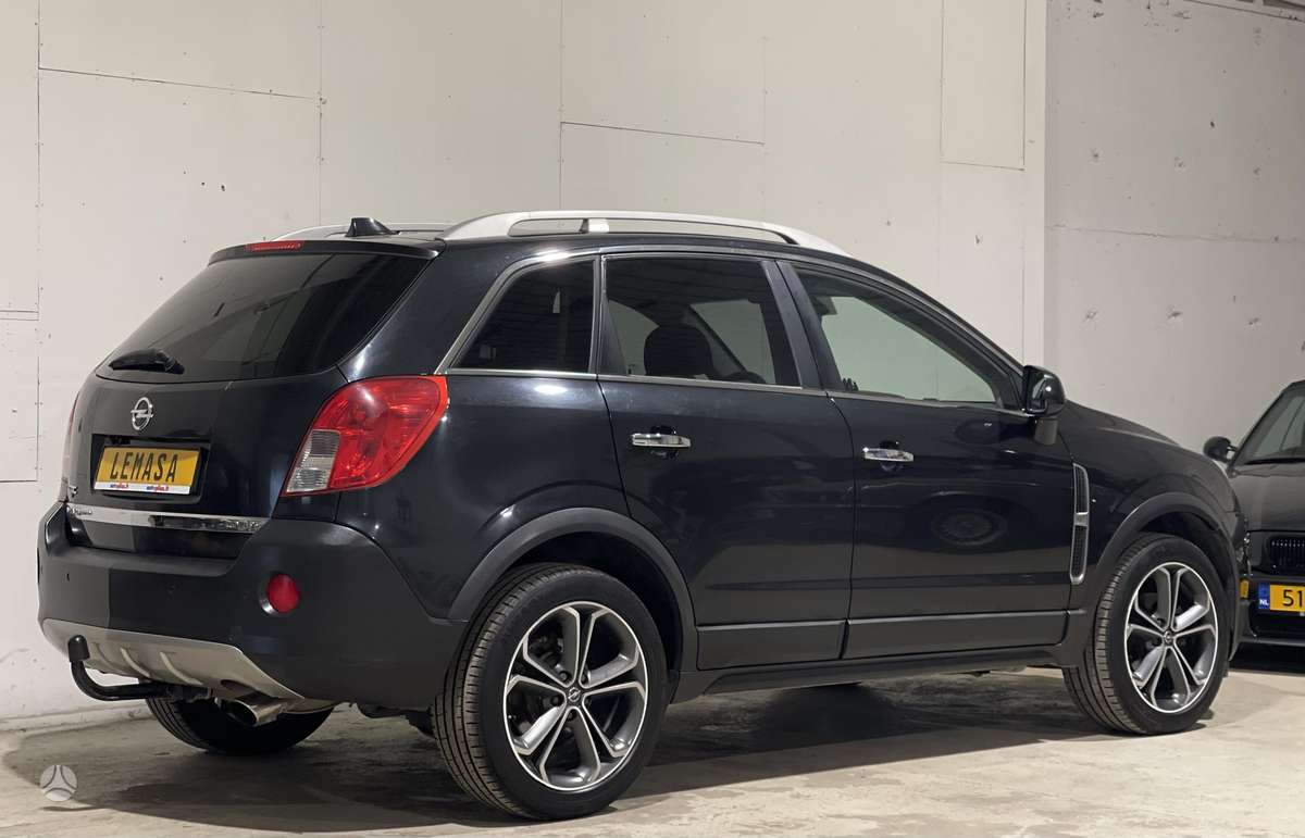 Opel Antara 2011 — photo 30