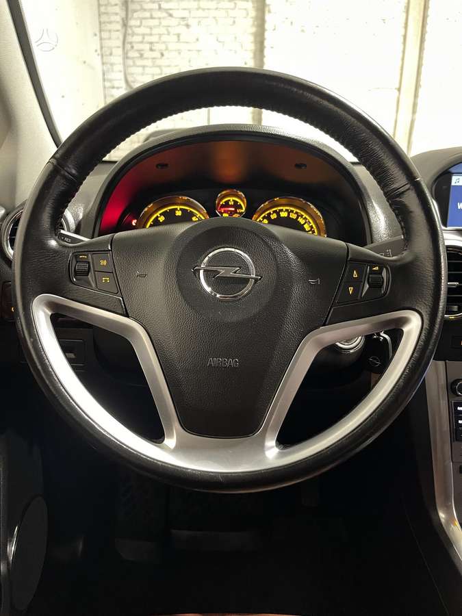 Opel Antara 2011 — photo 6