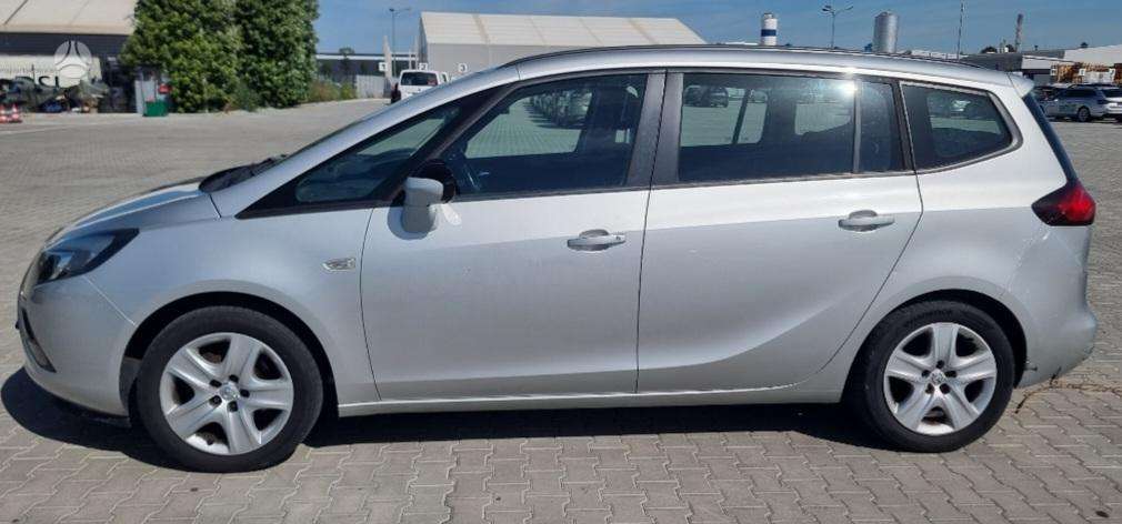 Opel Zafira 2014 — photo 5