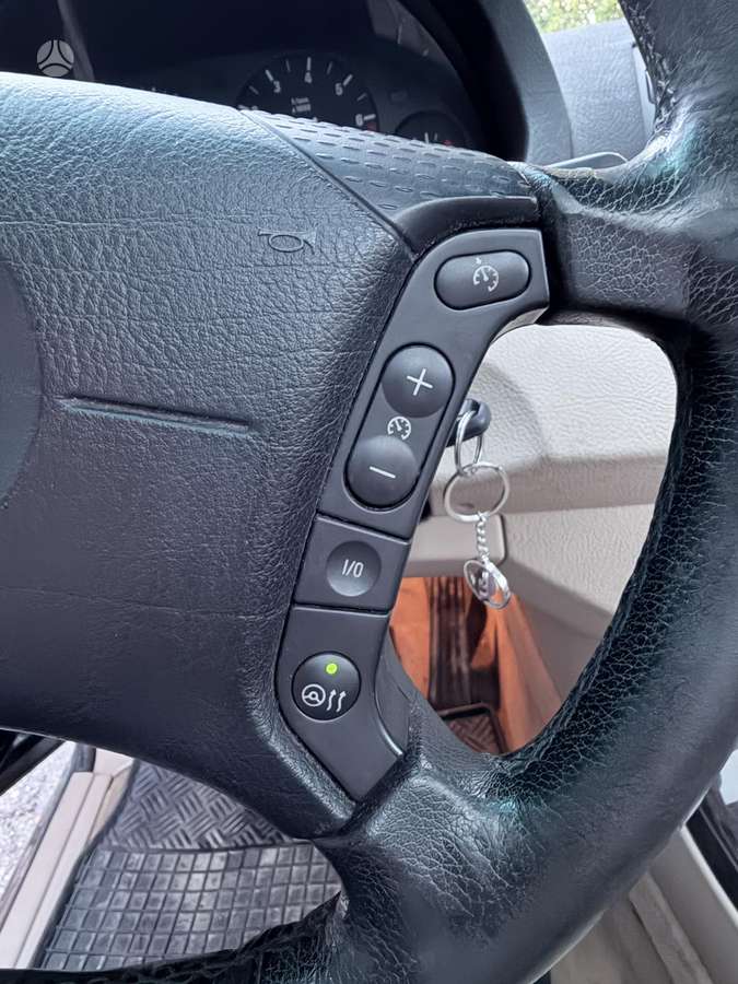 BMW X5 2006 — photo 15