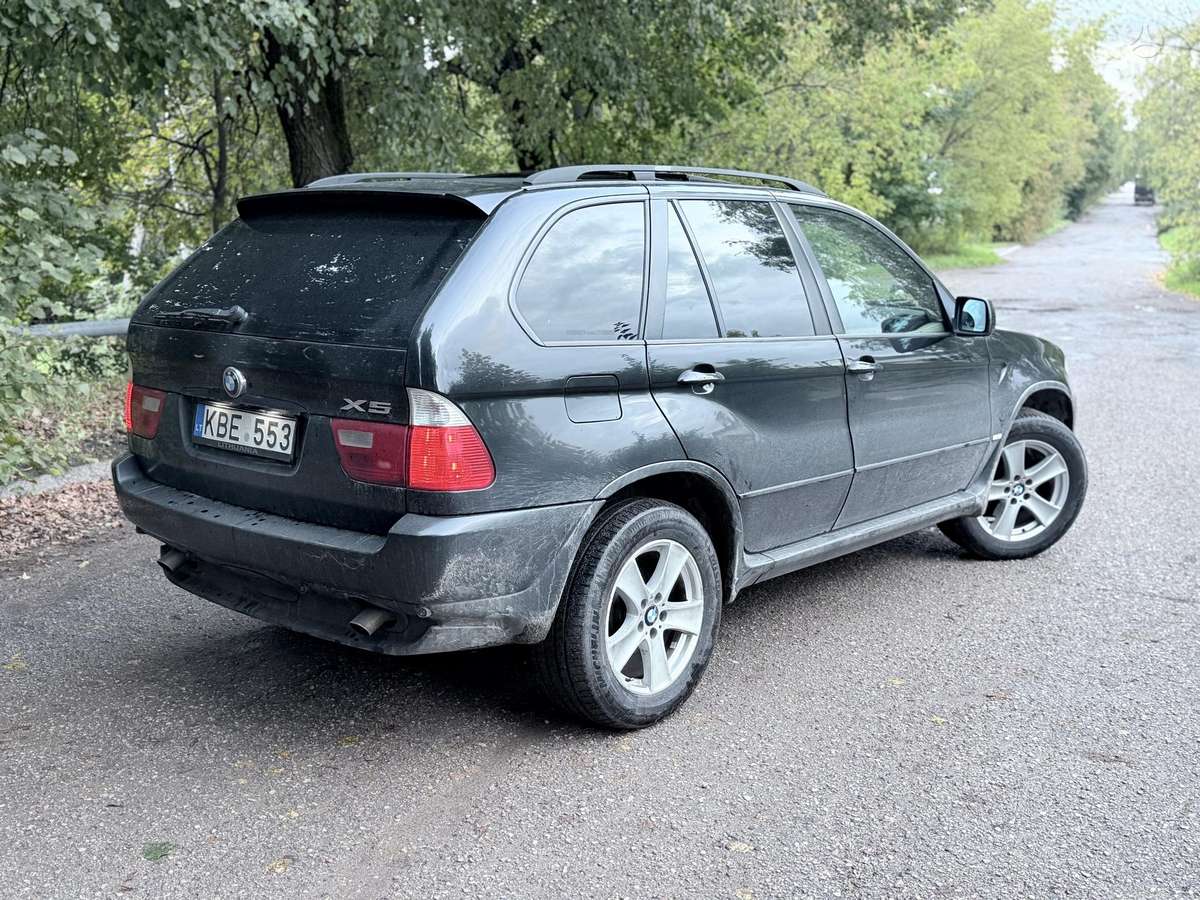 BMW X5 2006 — interior